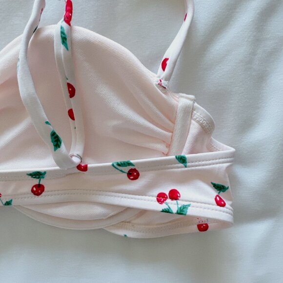 Wild Fable Cherry bikini top NWT large swimsuit - Picture 8 of 11